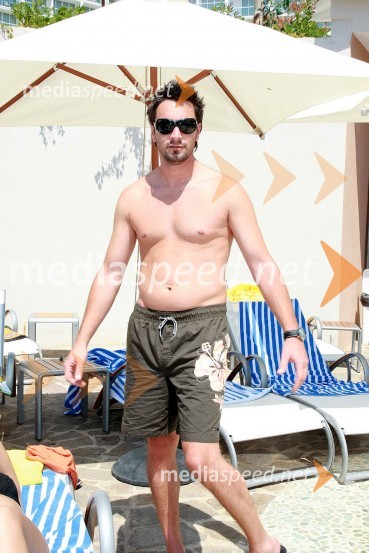 Tomi Bezenšek, odnosi z javnostmi Palmers SlovenijaZnani Slovenci na počitnicah