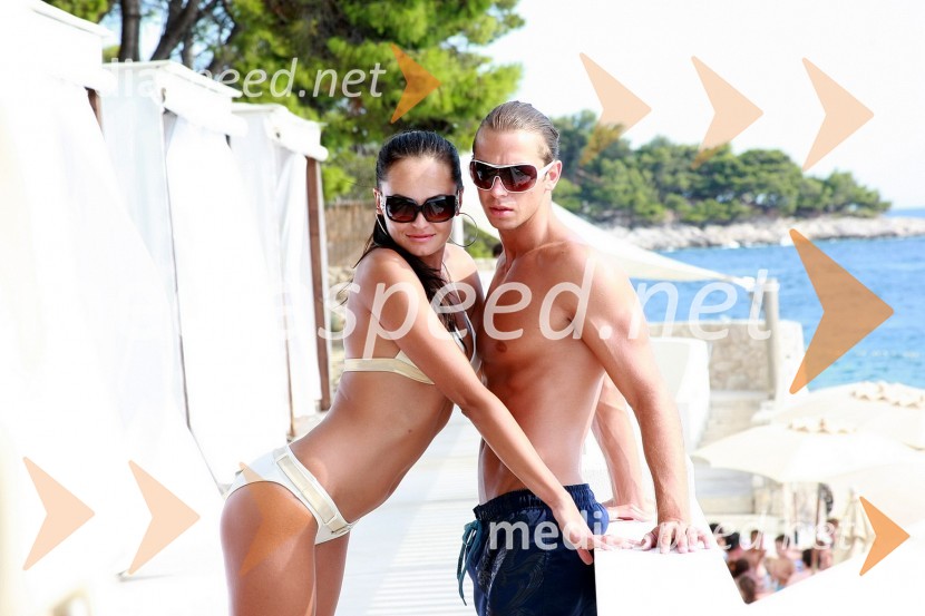 Iryna Osypenko, manekenka in Dejan Lučič, manekenZnani Slovenci na počitnicah