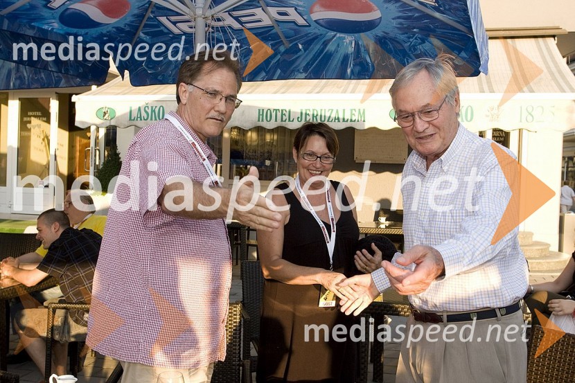 Brian Yuzna, ameriški režiser in producent s soprogo ter Roger Corman, ameriški producent in režiserGrossmanov festival filma in vina, 6. dan