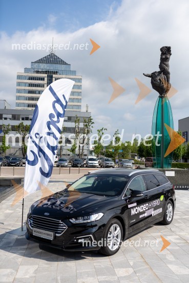 Ford Mondeo hibrid karavanFord Mondeo hibrid karavan, slovenska predstavitev