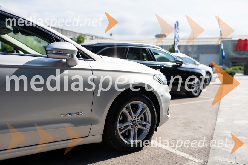 Ford Mondeo hibrid karavanFord Mondeo hibrid karavan, slovenska predstavitev