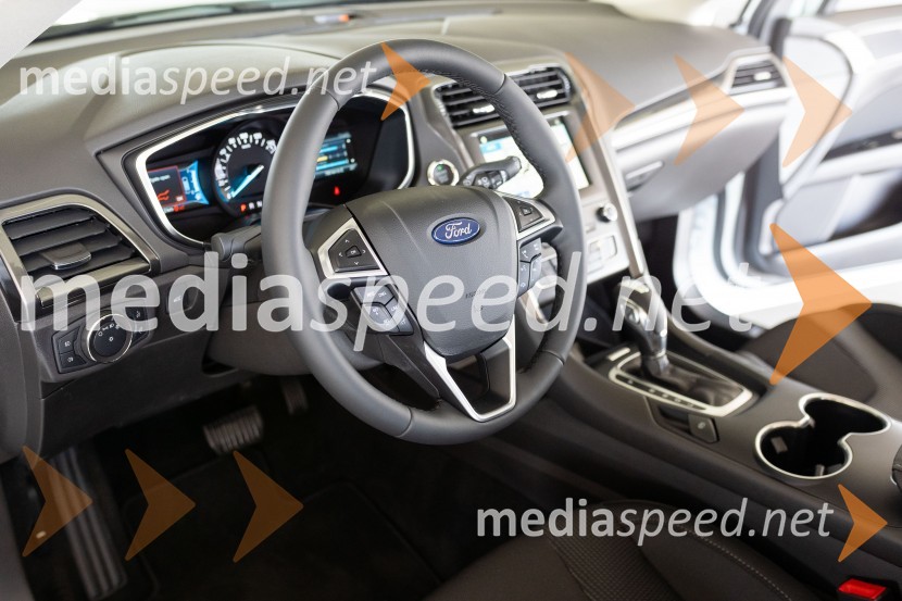 Ford Mondeo hibrid karavanFord Mondeo hibrid karavan, slovenska predstavitev