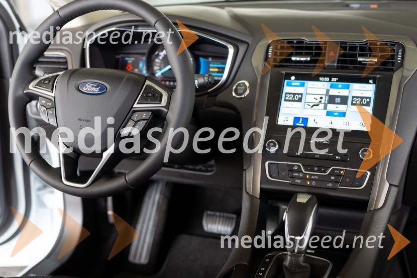 Ford Mondeo hibrid karavanFord Mondeo hibrid karavan, slovenska predstavitev