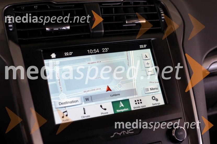 Ford Mondeo hibrid karavanFord Mondeo hibrid karavan, slovenska predstavitev