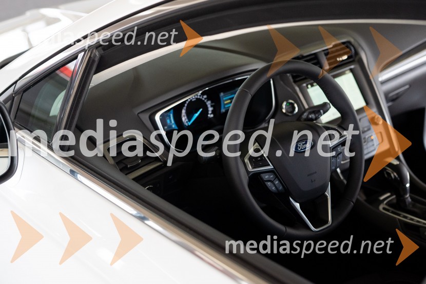 Ford Mondeo hibrid karavanFord Mondeo hibrid karavan, slovenska predstavitev