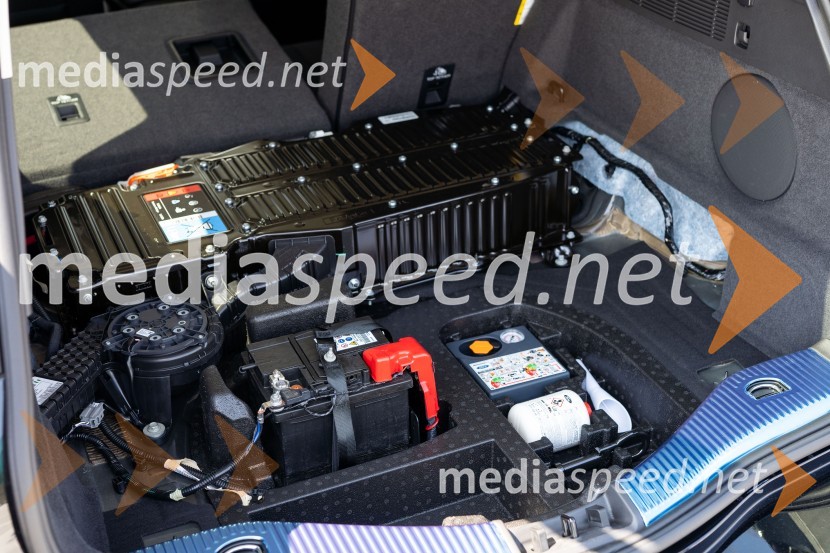 Ford Mondeo hibrid karavanFord Mondeo hibrid karavan, slovenska predstavitev