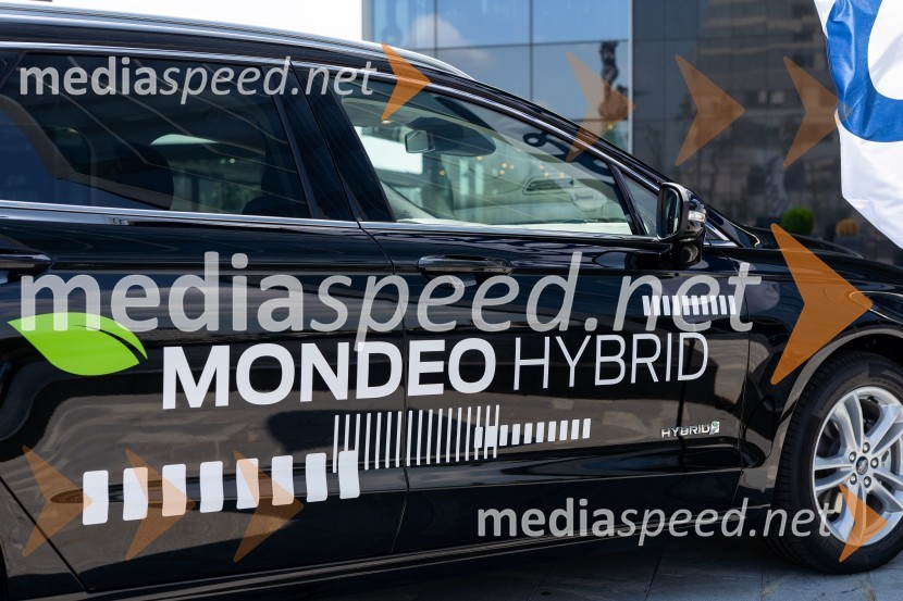 Ford Mondeo hibrid karavanFord Mondeo hibrid karavan, slovenska predstavitev