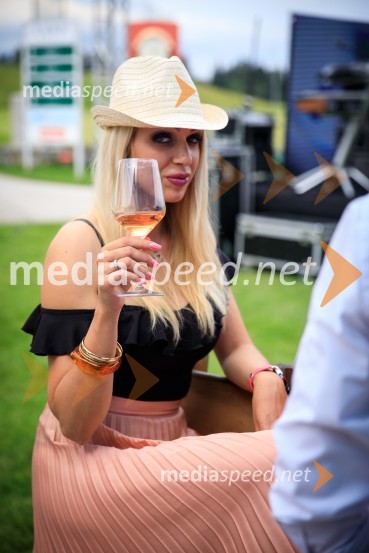  Sonja  Erčulj, vodja marketinga P&F JeruzalemZvezde pod klobuki 2019