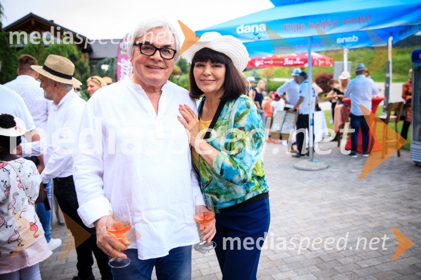  Lado  Leskovar, pevec in ambasador Unicef;  Nina Gazibara, nekdanja manekenkaZvezde pod klobuki 2019