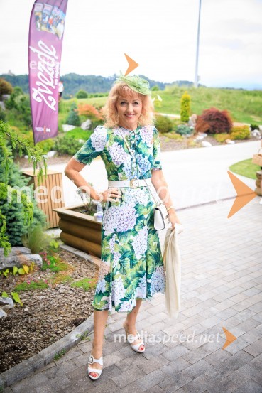  Lilijana Kastelic, oblikovalkaZvezde pod klobuki 2019