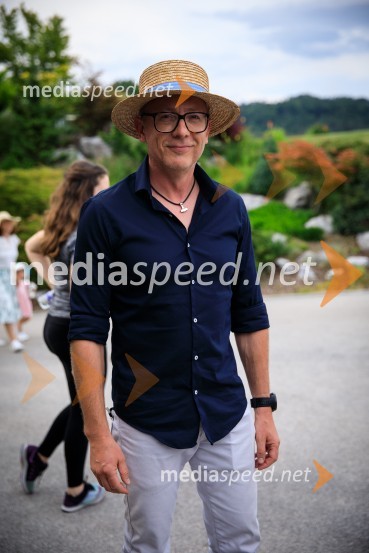  Robert Pečnik-Pečo, moderator, Radio 2Zvezde pod klobuki 2019
