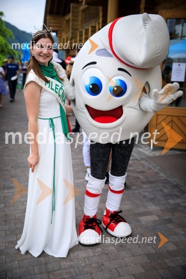  Julija Knez, mlečna kraljica 2019Zvezde pod klobuki 2019