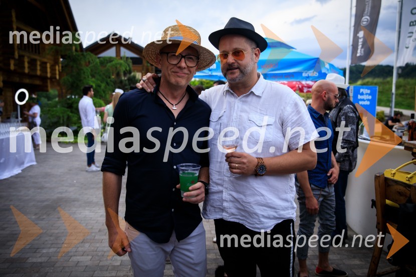  Robert Pečnik-Pečo, moderator, Radio 2;  Miran Miki Vlahovič, glasbenikZvezde pod klobuki 2019
