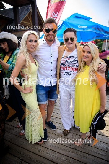  Patricija Štifter - RIYA, model, pevka;  Denis Avdić, voditelj;  Danijel Popović, pevec;  Aleksandra PopovićZvezde pod klobuki 2019