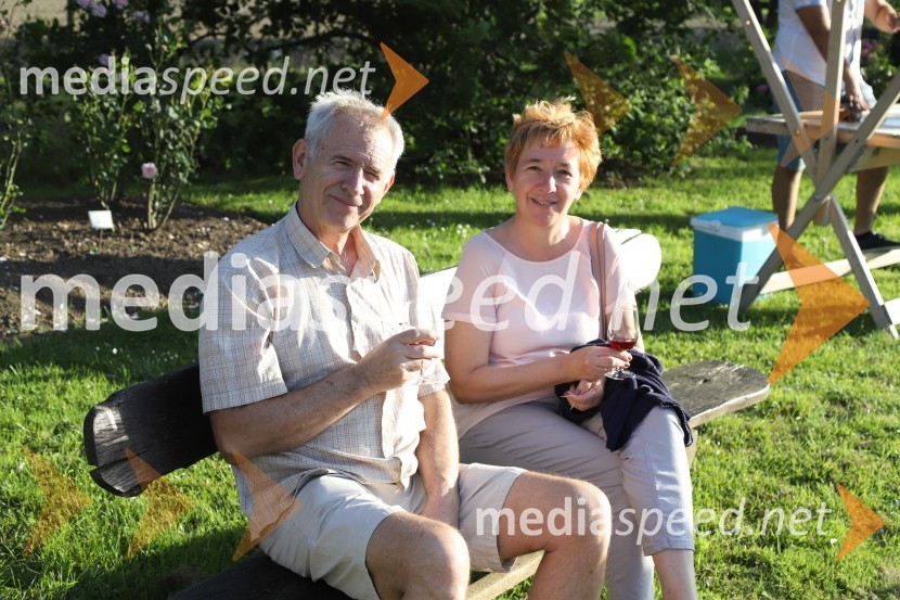 Vino in vrtnice 2019