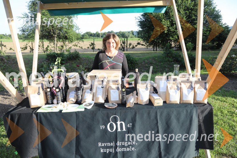 Vino in vrtnice 2019