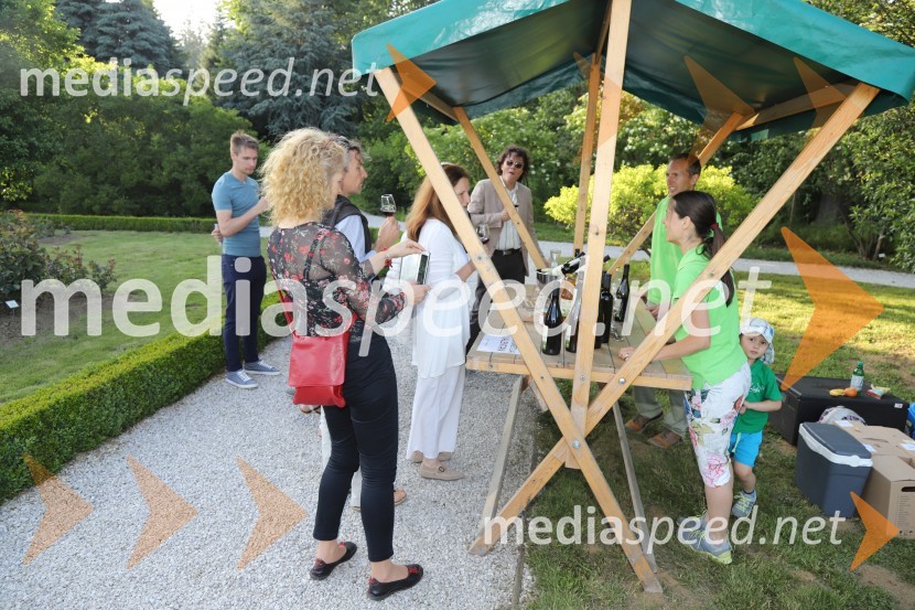 Vino in vrtnice 2019