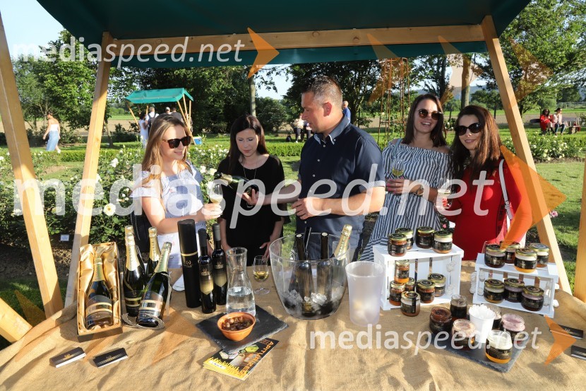 Vino in vrtnice 2019