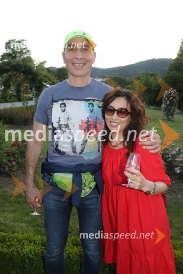 Vino in vrtnice 2019