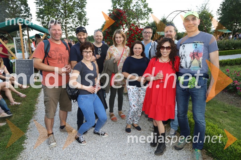 Vino in vrtnice 2019