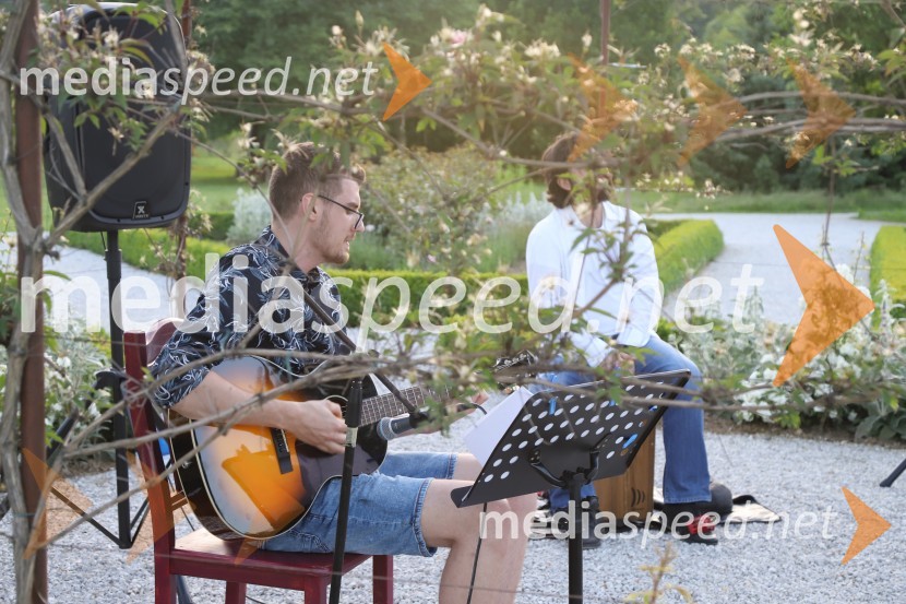 Vino in vrtnice 2019