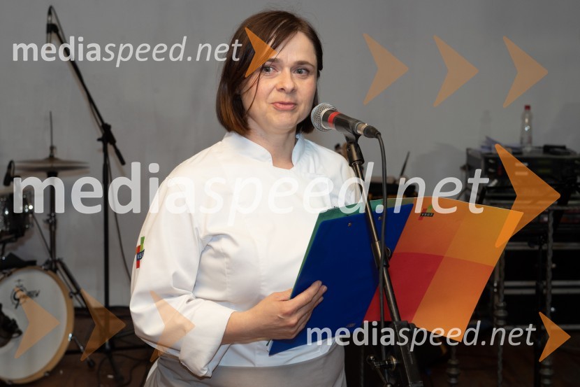 Mojca Polak, predavateljica Višje strokovne šole za gostinstvo in turizem v MariboruAmbasadorja VSGT sta Jure Dretnik in Žiga Sledič