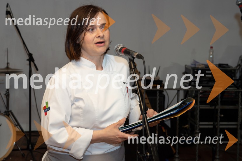  Mojca Polak, predavateljica Višje strokovne šole za gostinstvo in turizem v MariboruAmbasadorja VSGT sta Jure Dretnik in Žiga Sledič