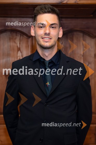  Tomaž Hohkraut, študent VSGT MariborAmbasadorja VSGT sta Jure Dretnik in Žiga Sledič