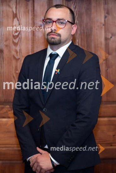  Aleš ManačinskiAmbasadorja VSGT sta Jure Dretnik in Žiga Sledič