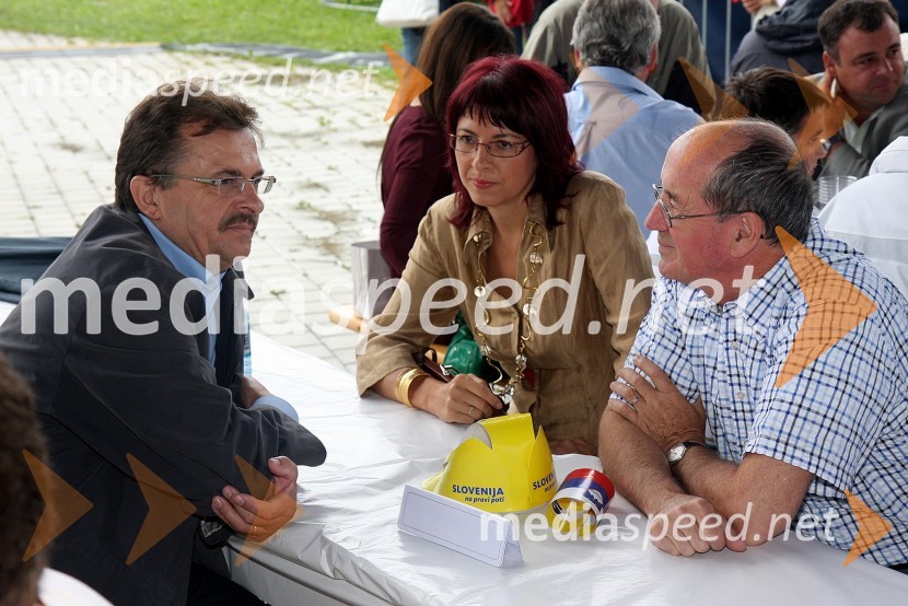 Jože Tanko, vodja poslanske skupine SDS, Romana Jordan Cizelj, evroposlanka in France Cukjati, predsednik Državnega zbora Republike SlovenijeFestival SDS