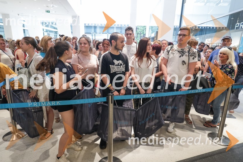 Velika otvoritev Primark Slovenija
