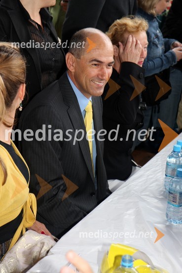 Janez Janša, predsednik Vlade Republike SlovenijeFestival SDS