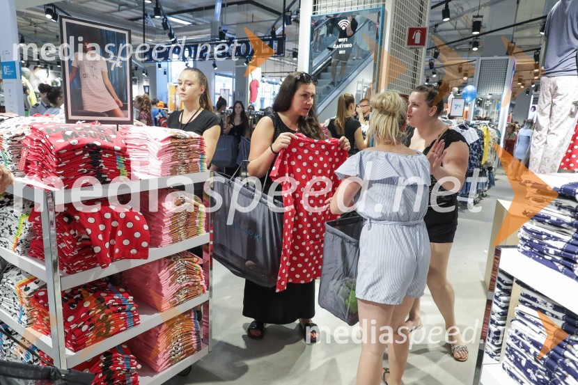 Velika otvoritev Primark Slovenija