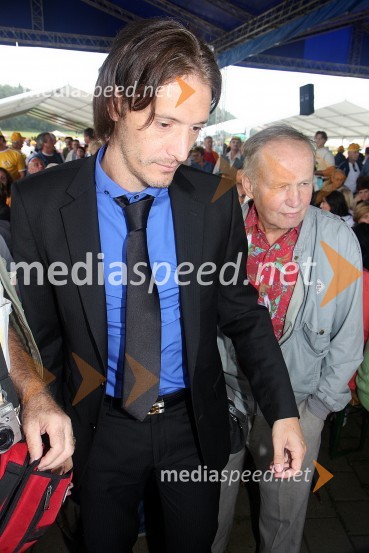 Miran Pavlin, nekdanji nogometaš  	 
	Festival SDS