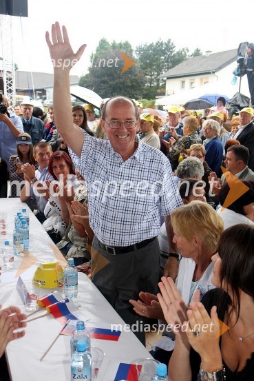 France Cukjati, predsednik Državnega zbora Republike Slovenije  	 
	Festival SDS