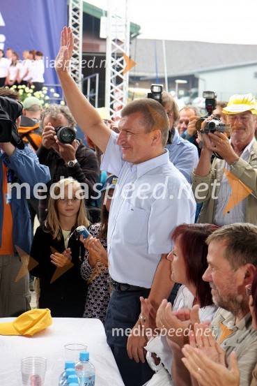 Dragutin Mate, minister za notranje zadeve  	 
	Festival SDS