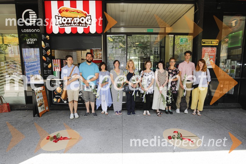  ... ;  Boštjan Gorenc - Pižama, stand up komik;  Anja Štefan, pisateljica;  ... ;  Jelka Godec Schmidt, ilustratorka;  ... ;  Ana Zavadlav, ilustratorka;  ... ;  ... ;  ... Levstikovi nagradi 2019 v roke Borisa A. Novaka in Jelki Godec Schmidt