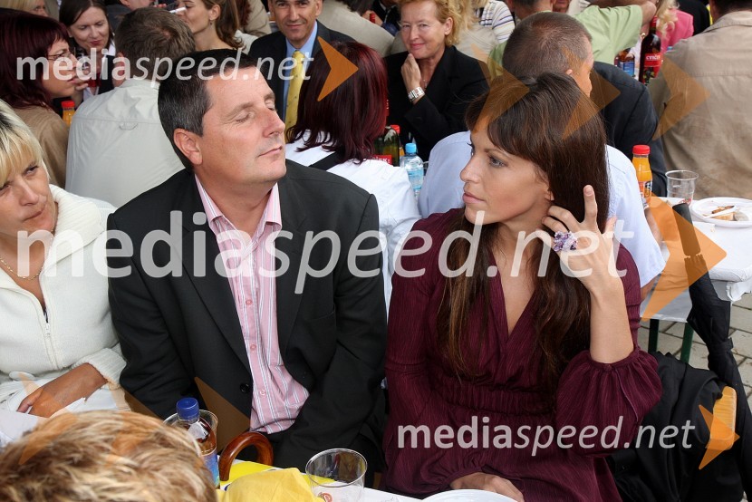 Eva Irgl, poslanec SDS in Eva Irgl, poslanka SDSFestival SDS