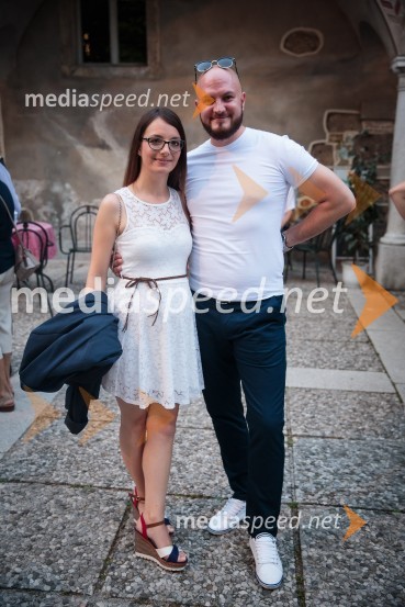 Avsenikove viže v Križankah