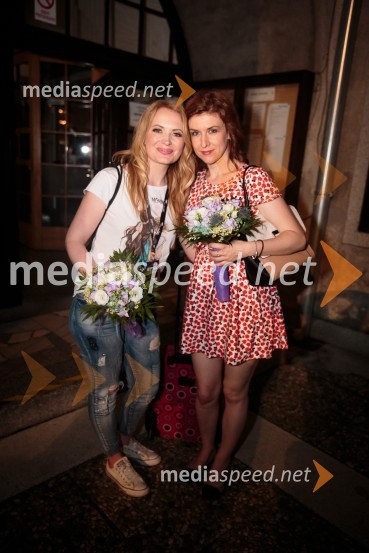  Sandra Križan;  Tina Debevec, operna pevkaAvsenikove viže v Križankah