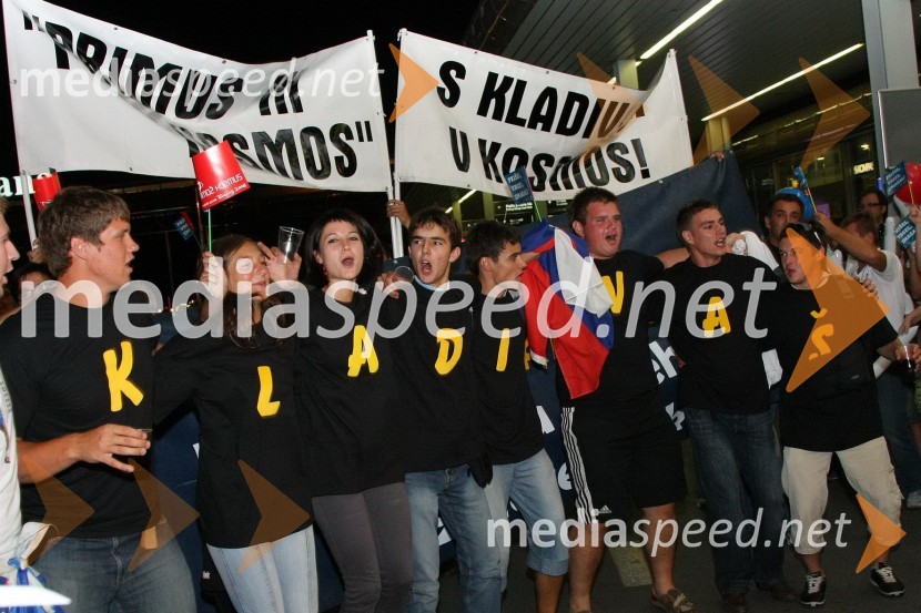 Sprejem olimpijcev na Letališču Jožeta PučnikaSprejem olimpijcev na Letališču Jožeta Pučnika