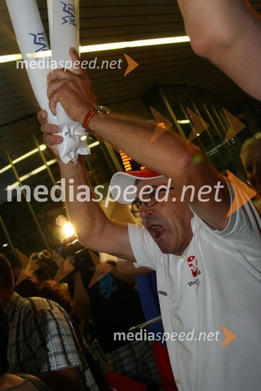 Sprejem olimpijcev na Letališču Jožeta PučnikaSprejem olimpijcev na Letališču Jožeta Pučnika