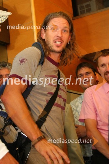 Luka Špik, slovenski veslačSprejem olimpijcev na Letališču Jožeta Pučnika