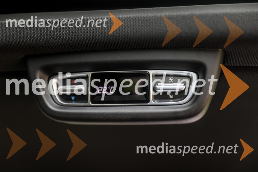 Mercedes-Benz V (2019)Mercedes-Benz V, slovenska predstavitev