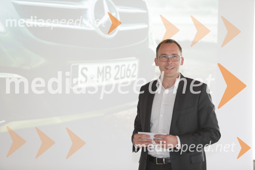  Rasto Oderlap, direktor, podjetje Autocommerce d.o.o.Mercedes-Benz V, slovenska predstavitev