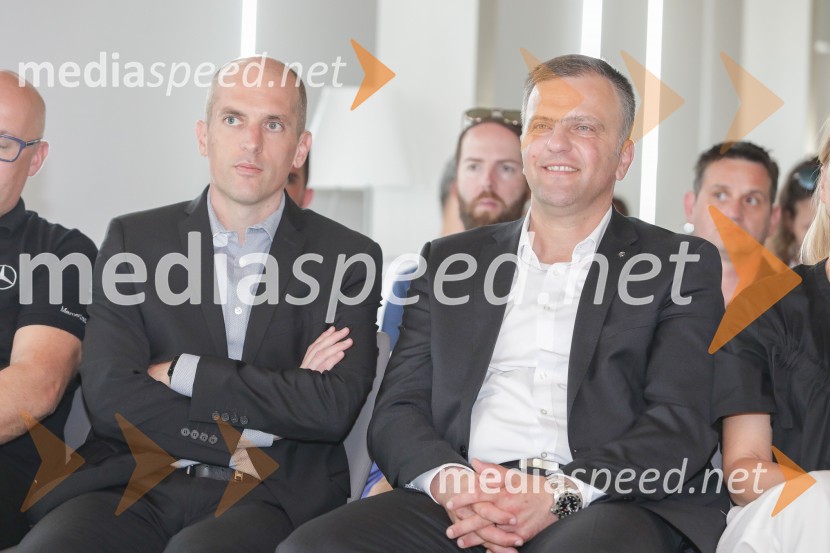 Mercedes-Benz V, slovenska predstavitev