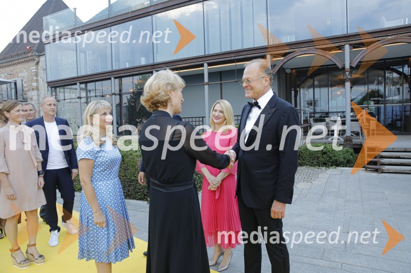  ... ;  ... ;  Zorana Vlatković, veleposlanica Srbije;  Janez  Škrabec, direktor Riko d.o.o., predsednik Slovensko-ruskega poslovnega sveta, častni konzul BelorusijeKresna noč 2019, dobrodelna prireditev Lions kluba Ljubljana