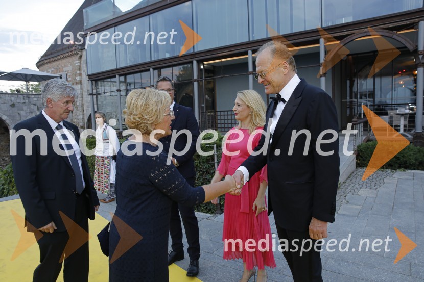  ... ;  ... ;  Zorana Vlatković, veleposlanica Srbije;  Janez  Škrabec, direktor Riko d.o.o., predsednik Slovensko-ruskega poslovnega sveta, častni konzul BelorusijeKresna noč 2019, dobrodelna prireditev Lions kluba Ljubljana