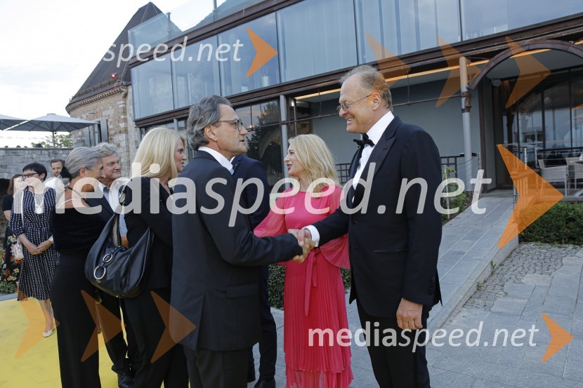  ... ;  Martin Wienerroither, generalni direktor Porsche Slovenija;  Zorana Vlatković, veleposlanica Srbije;  Janez  Škrabec, direktor Riko d.o.o., predsednik Slovensko-ruskega poslovnega sveta, častni konzul BelorusijeKresna noč 2019, dobrodelna prireditev Lions kluba Ljubljana