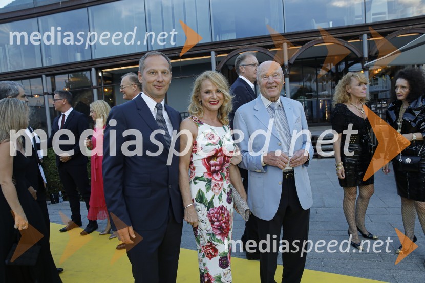  ... ;  ... ;  Stanislav  Škrabec, nekdanji direktor, Riko RibnicaKresna noč 2019, dobrodelna prireditev Lions kluba Ljubljana